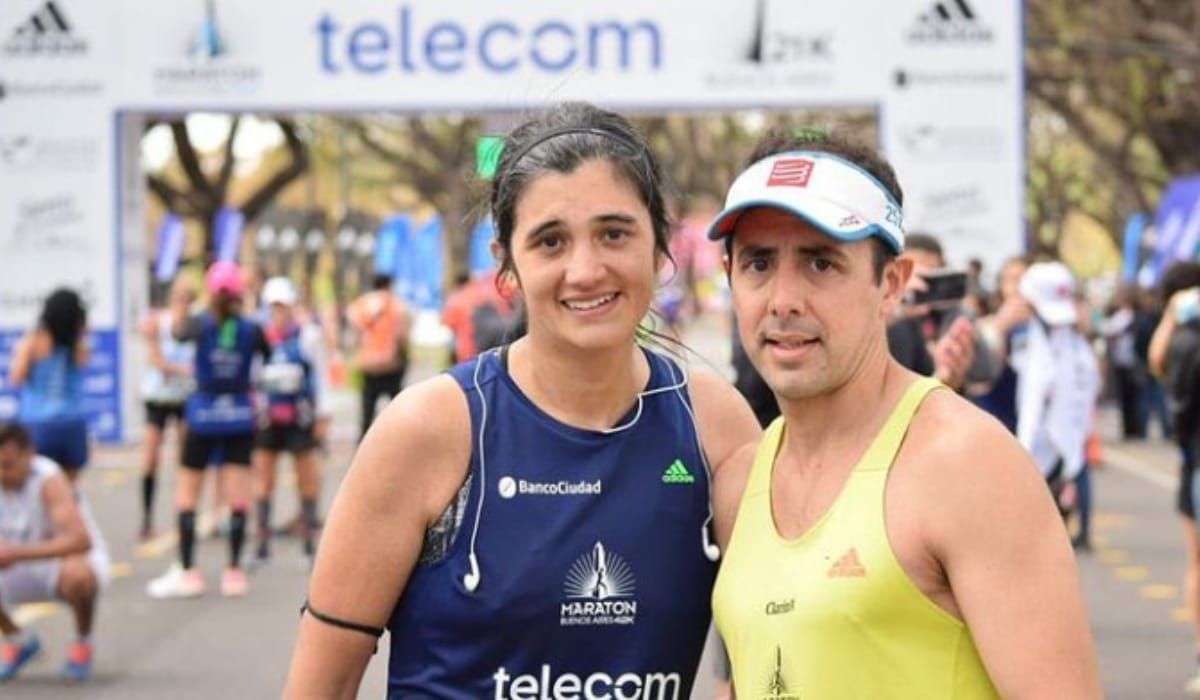 Hace algunos años el matrimonio corrió en la Muralla China y este domingo correrán en Chicago.