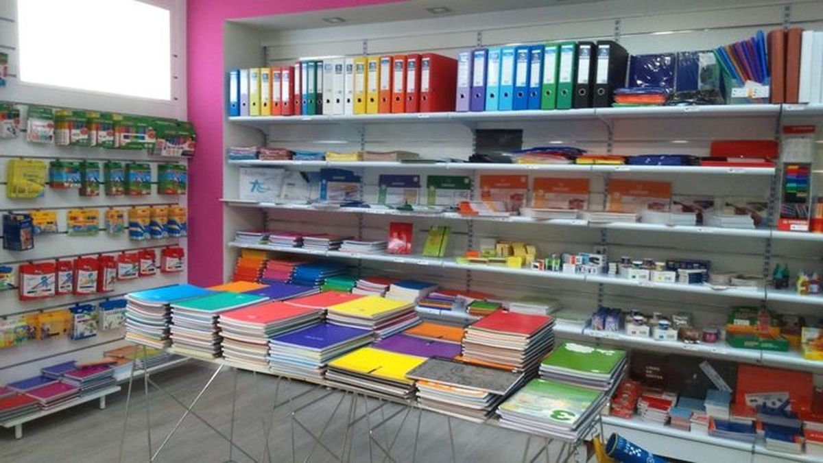 La canasta estudiantil estará disponible hasta el 16 de marzo en librerías y cotillones adheridos de Lomas de Zamora.