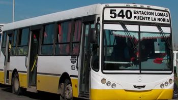 Desmintieron la suspensión de colectivos en Lomas de Zamora durante el partido de Argentina