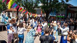 lomas: escuela primaria de llavallol celebro sus 70 anos