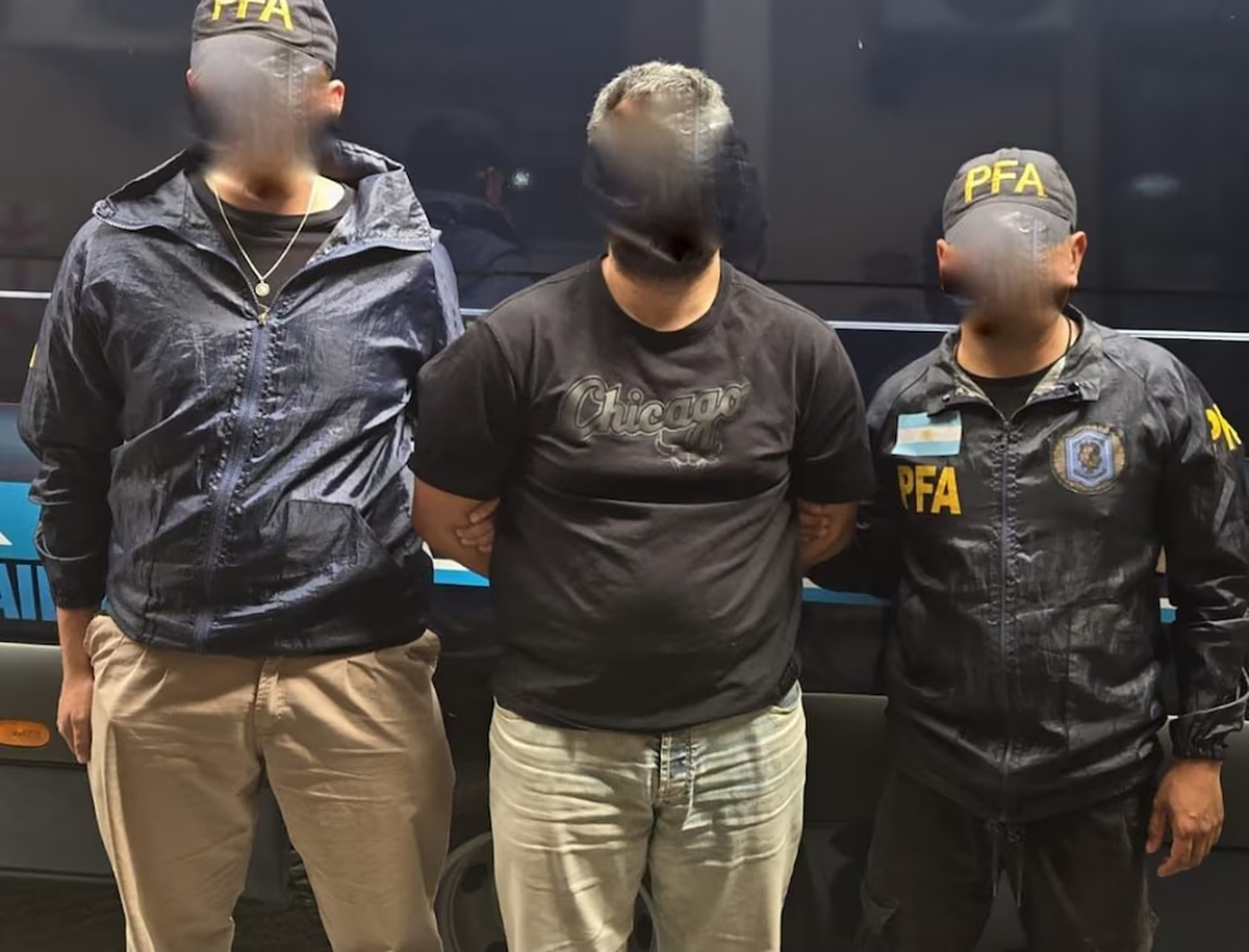 Los allanamientos se hicieron en Claypole.