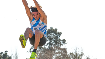 Atleta de Monte Grande rompió un récord de 45 años de vigencia en salto en largo: Quiero ir por más