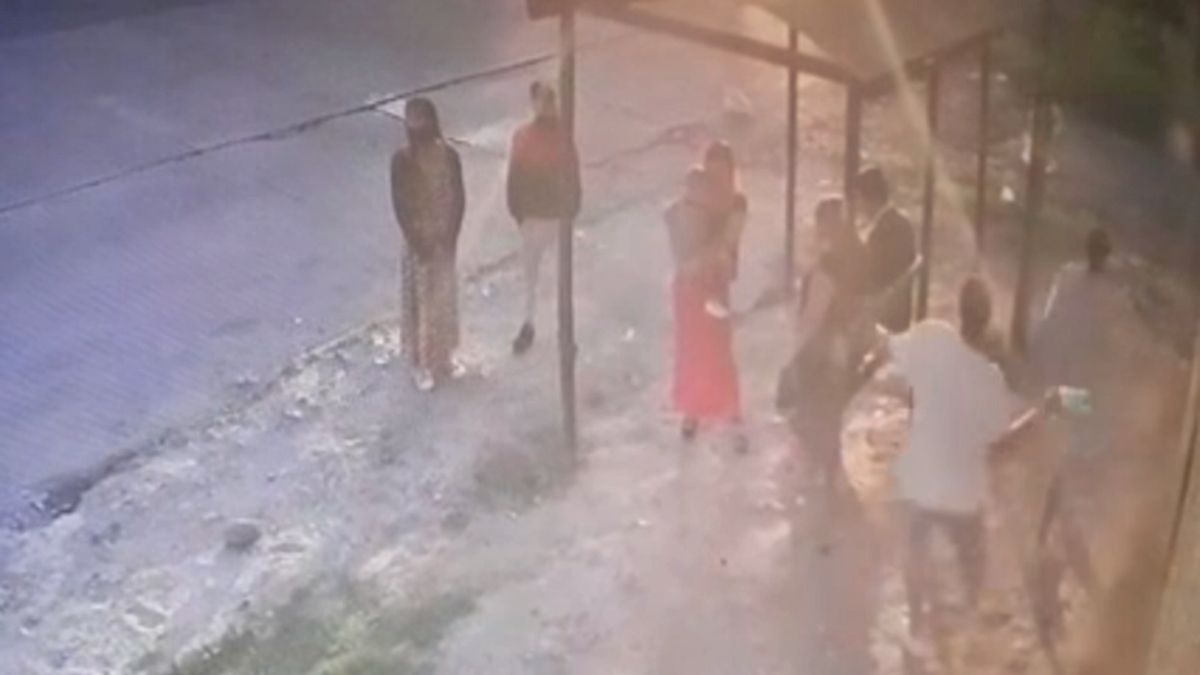 Violento robo en Lomas de Zamora: le dieron un botellazo a un hombre y asaltaron a una mujer