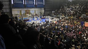 La Diócesis de Lomas vivió una multitudinaria celebración de Corpus Christi