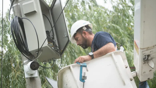 Lomas: suman cámaras, patrulleros y app de seguridad para vecinos