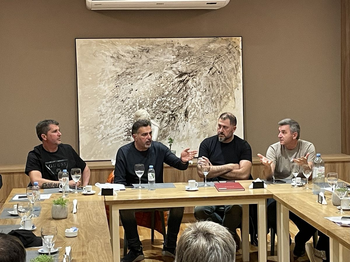 El equipo legal de ADUES inició consultas sobre la conformación de la ADCC. El equipo legal de ADUES inició consultas sobre la conformación de la ADCC.