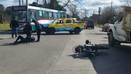 un motociclista resulto herido tras un choque en longchamps