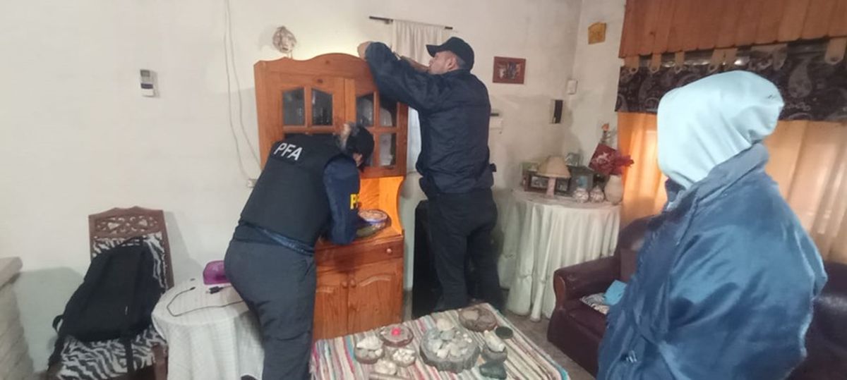 Se llevaron a cabo cuatro allanamientos en Zona Sur. Se llevaron a cabo cuatro allanamientos en Zona Sur.