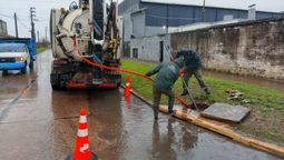 esteban echeverria: por la lluvia, el municipio despliega un operativo de limpieza en los barrios