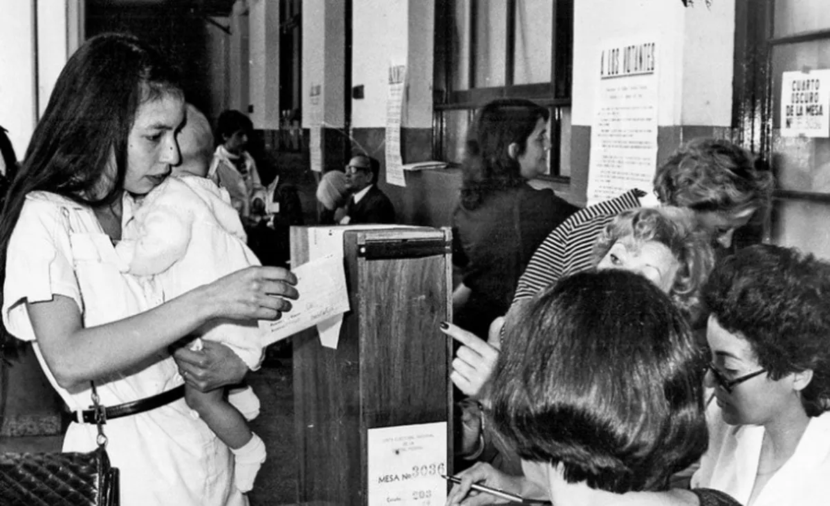 Las elecciones de 1983 concitaron gran participación del electorado.