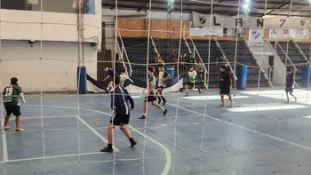 Clubes barriales: qué cambia con la norma que frena los cortes de servicios