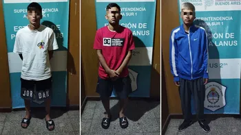 Lanús: una joven denunció que la abusaron en una fiesta en una casa que luego fue incendiada en represalia