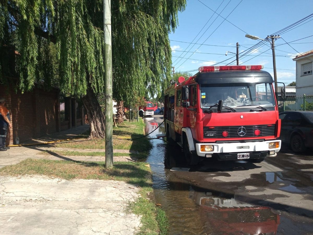 Incendios en Lomas: los bomberos trabajaron más de 5 horas