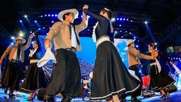 Esteban Echeverría: abrió la inscripción a la Diplomatura en Puesta Escénica de las Danzas Folklóricas