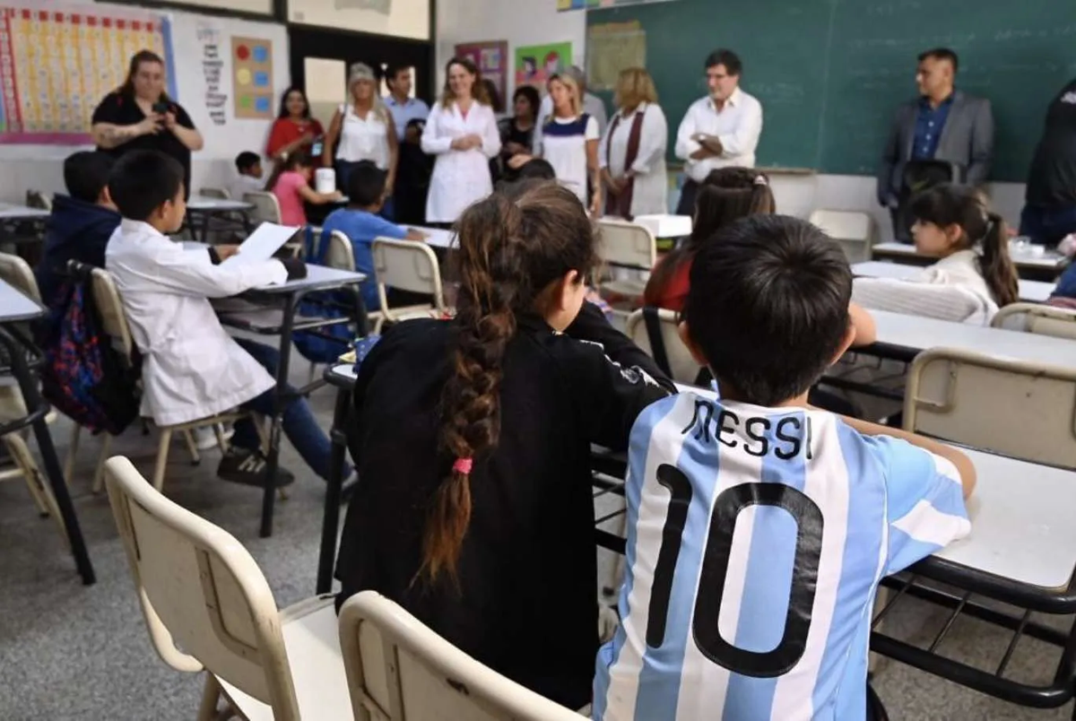 Las autoridades educativas ya aclararon que se podrán ver los partidos del Mundial en las escuelas