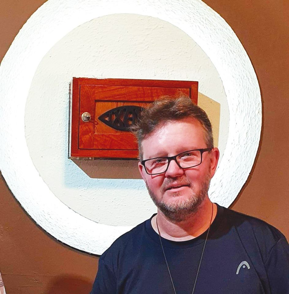 Federico Witzel, sacerdote al frente de la parroquia “La Anunciación”.  