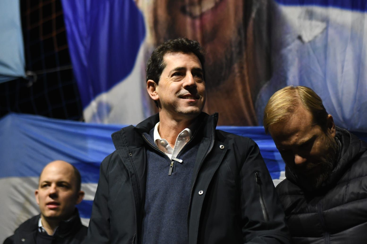 El ministro del Interior visitó ayer por la tarde Ezeiza.