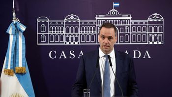 El Gobierno anunció que eliminará el asueto por el Día del Trabajador del Estado