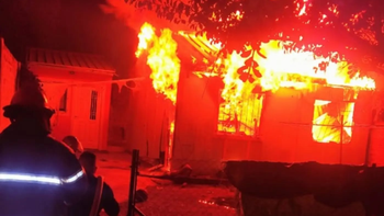 Tragedia en Ezeiza: murieron dos niños en el incendio de una vivienda