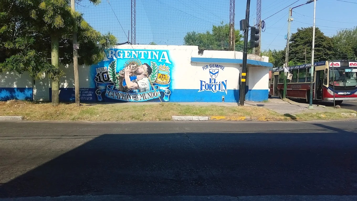 El Club El Fortín es escenario de partidos entre amigos. El Club El Fortín es escenario de partidos entre amigos.