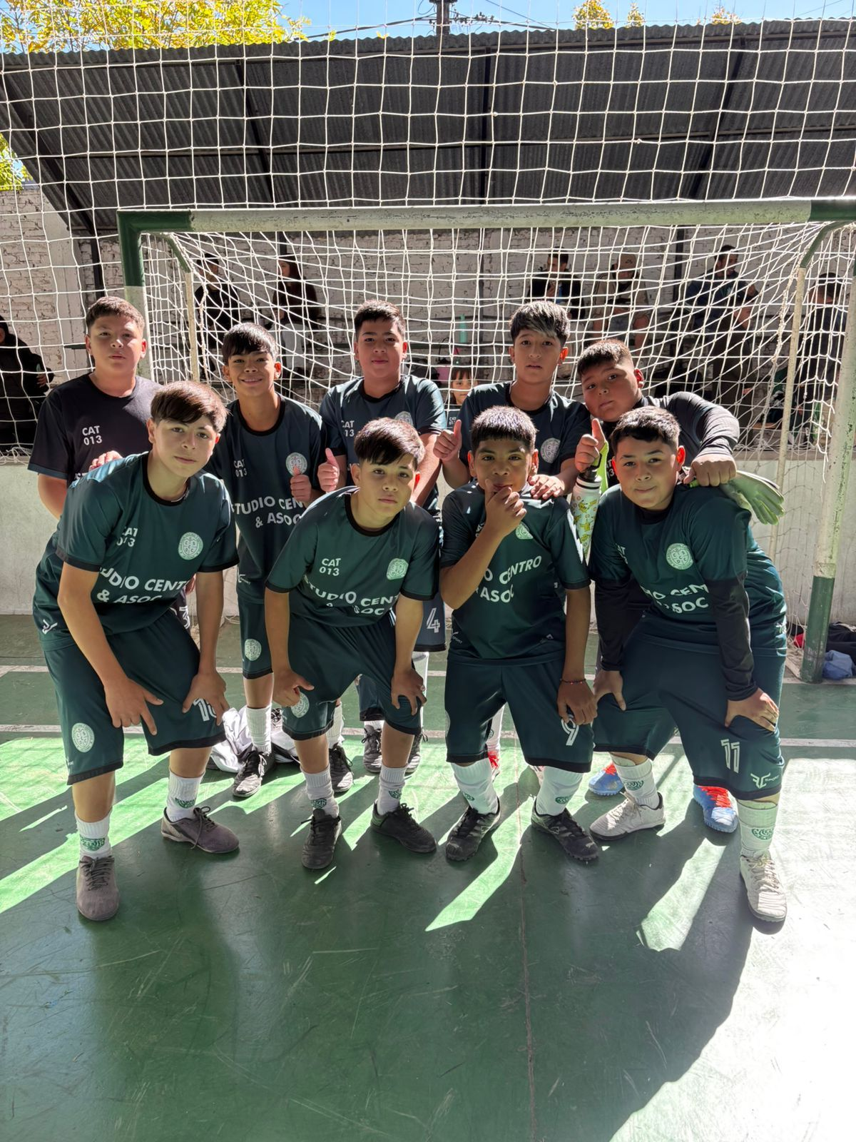 Mateo, Fran, Ciro, Benja, Bauti, Rodri, Ian, Matu y Mariano de la 2013 de Las Colinas. Mateo, Fran, Ciro, Benja, Bauti, Rodri, Ian, Matu y Mariano de la 2013 de Las Colinas.