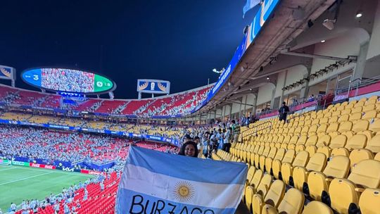 Vecina de Burzaco, de travesía en el Mundial: El argentino ve la camiseta y te conoce de toda la vida
