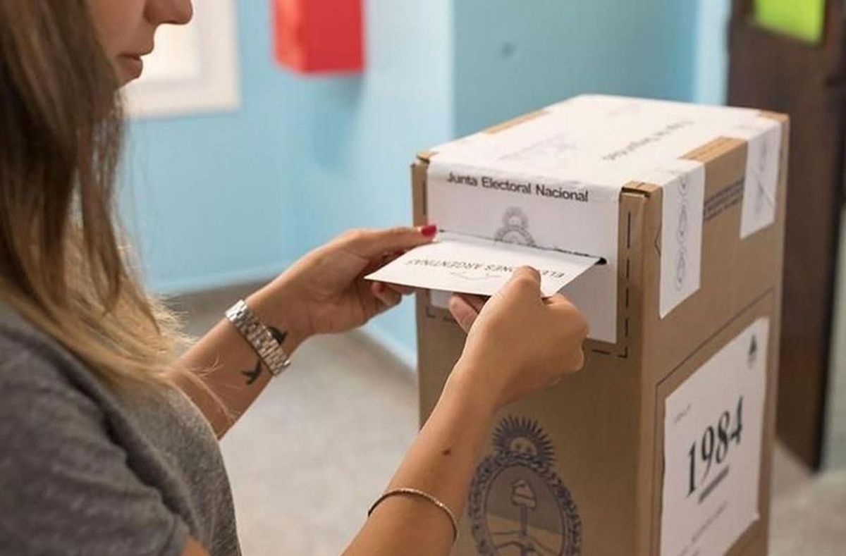 Domingo de urnas: Argentina elige con la Boleta Única de Papel por primera vez Domingo de urnas: Argentina elige con la Boleta Única de Papel por primera vez