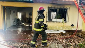 Longchamps: un incendio destruyó una vivienda y una familia pide ayuda para volver a empezar
