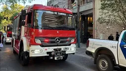 susto en las lomitas: incendio en un edificio y rescate en un ascensor