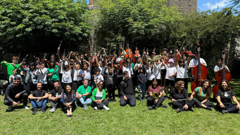 El Orquestón de Luis Guillón celebra su aniversario con una peña solidaria: un repaso por su historia