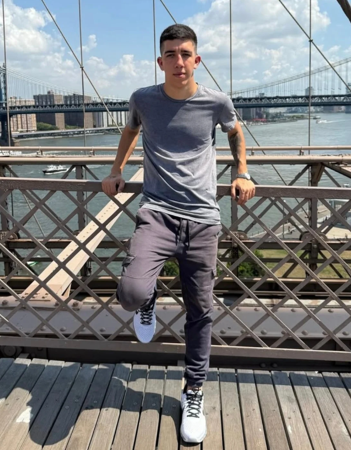 Tomás Moracco, exalumno del Colegio Nuestra Señora de Lourdes de Banfield, falleció tras sufrir una descompensación.