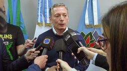 fernando gray lanza su campana para diputado: no me resigno a que nos vayamos a los extremos