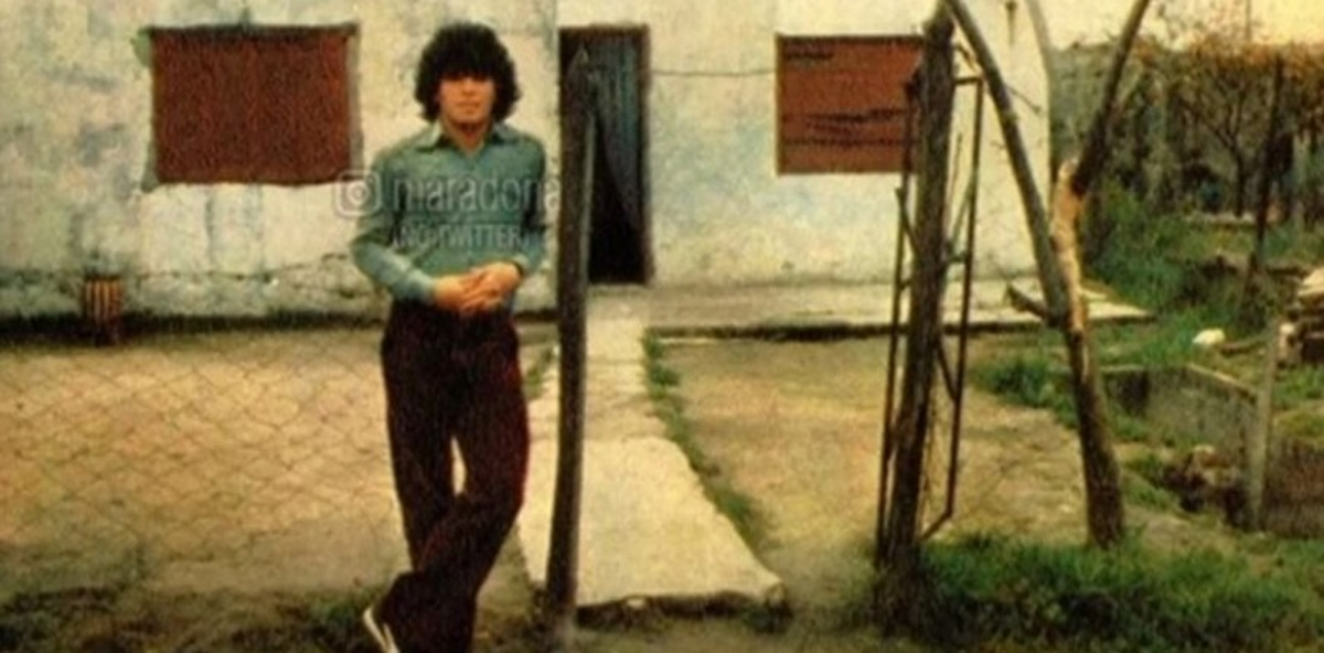 Maradona en su casa de Villa Fiorito.