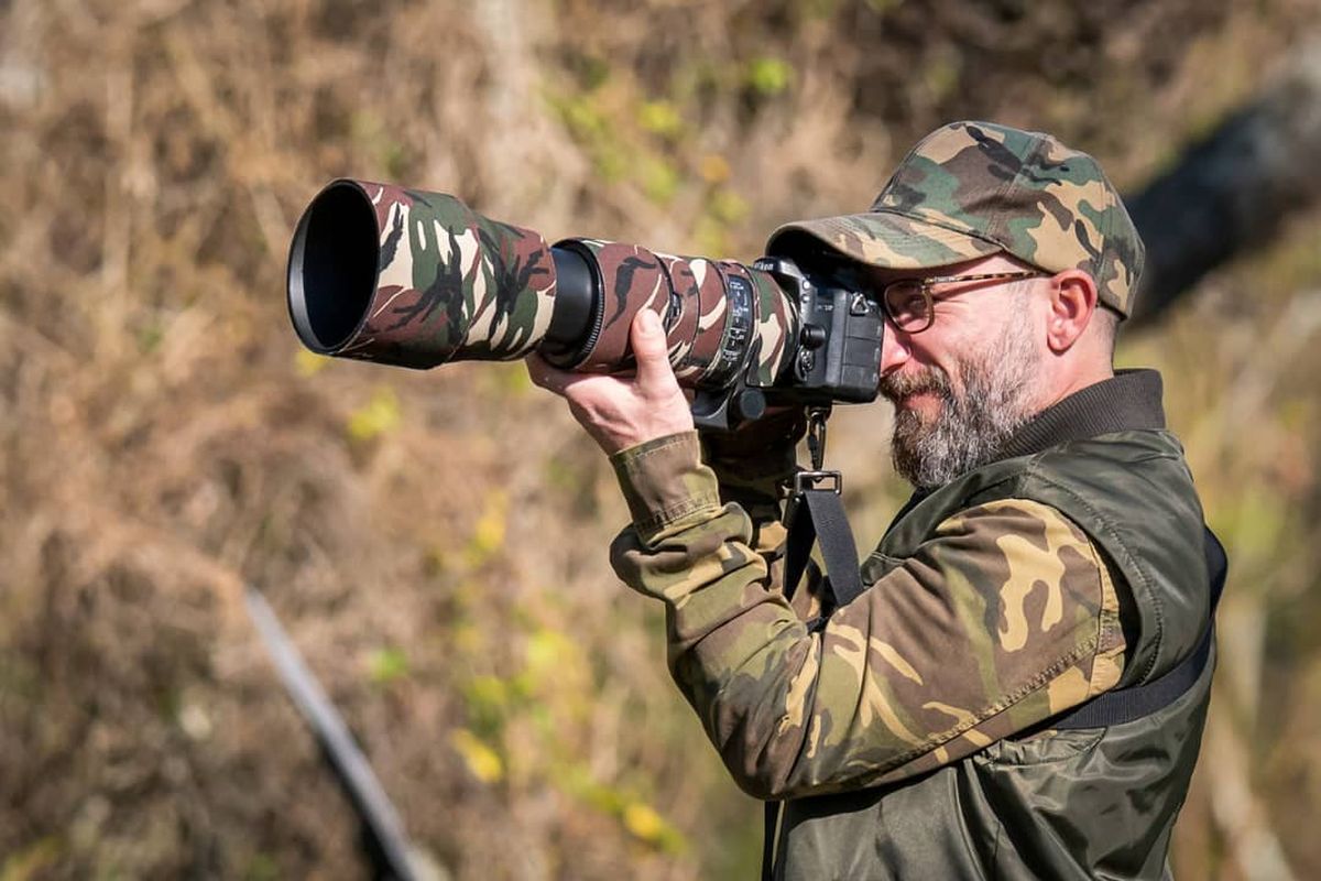 Adri&aacute;n Grilli, coordinador del Club de Observadores de Aves de Lomas de Zamora y Lan&uacute;s.