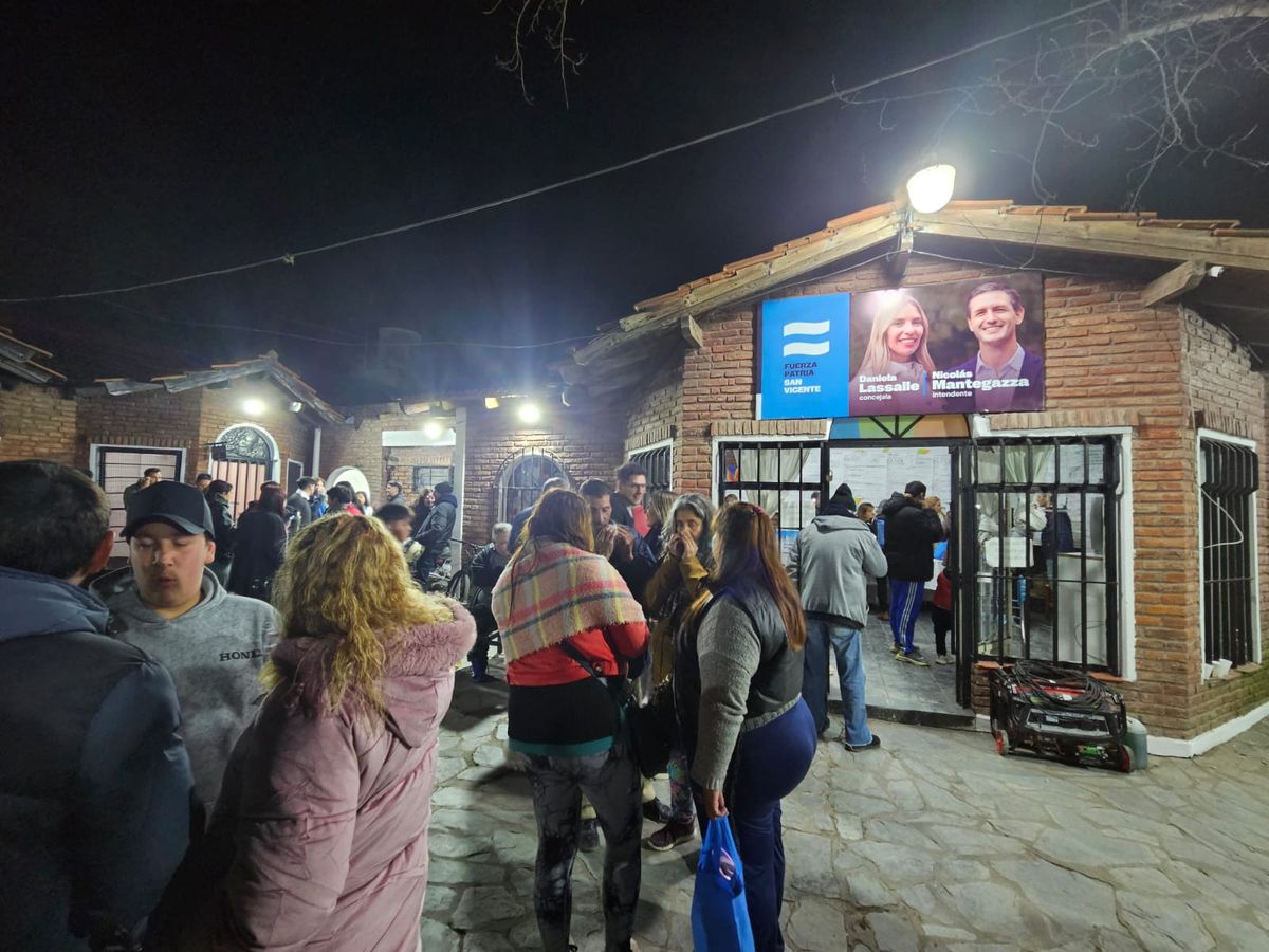 El bunker de Fuerza Patria en la localidad de Alejandro Korn. 