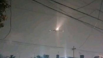 Un avión pasó muy bajo por varios puntos del Conurbano antes de aterrizar en Ezeiza