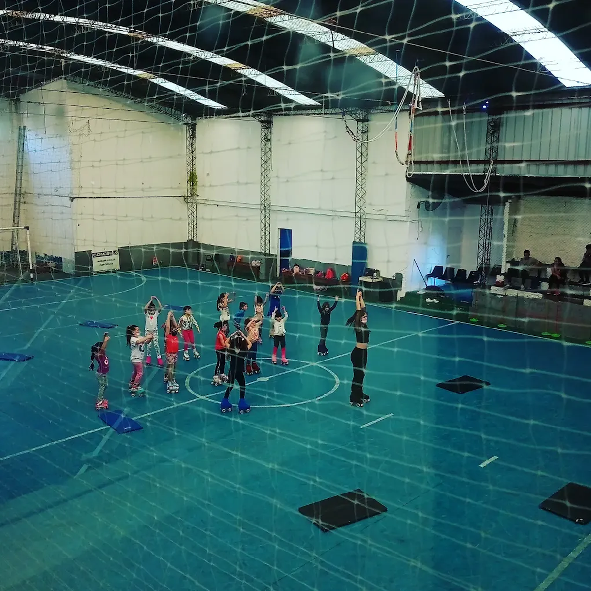 La nueva ley busca garantizar la continuidad de los servicios en los clubes de barrio.