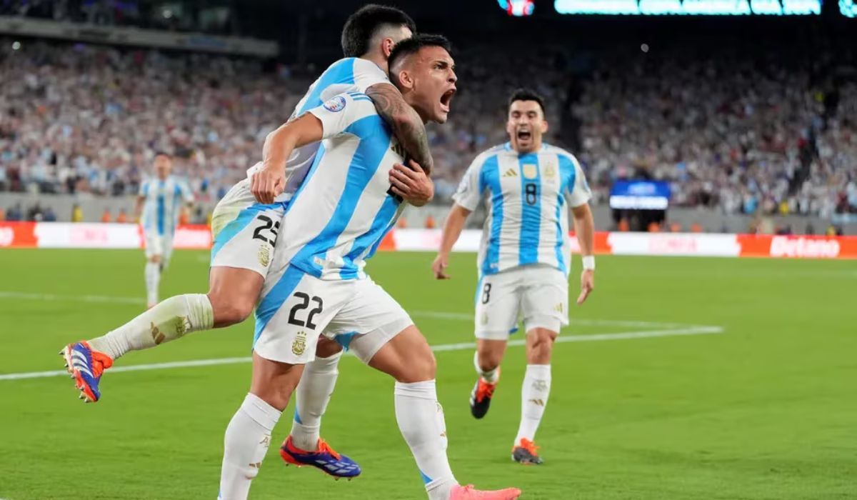 El festejo tras el gol de Lautaro Martínez.