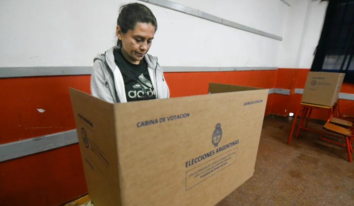 Récord de ausentismo en las elecciones: la participación fue la más baja desde 1983 Récord de ausentismo en las elecciones: la participación fue la más baja desde 1983