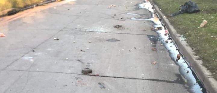 Ladrillos arrojados al personal policial durante la toma de tierras.