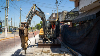 Alejandro Korn: comenzaron los trabajos de repavimentación de la calle San Martín