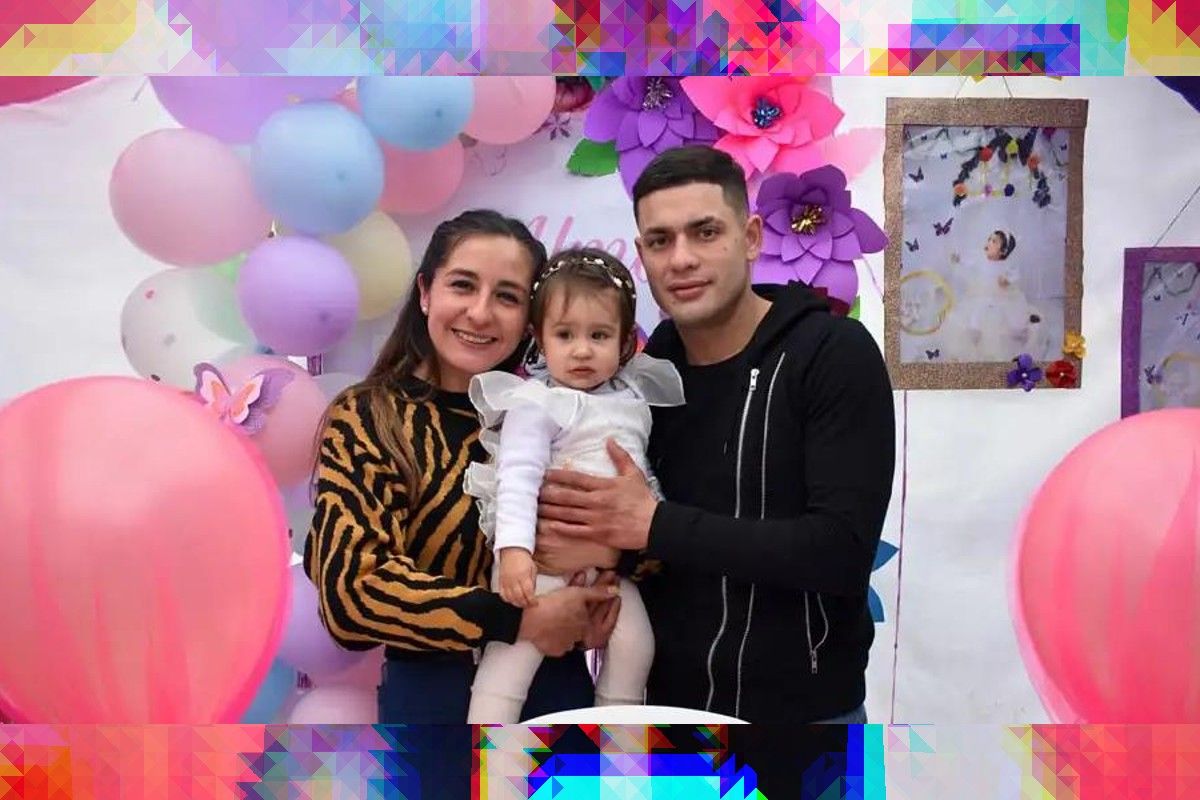 Juanto Alejandra Jara, su mujer desde hace seis años, tiene una hija de un año y dos meses, Alma.