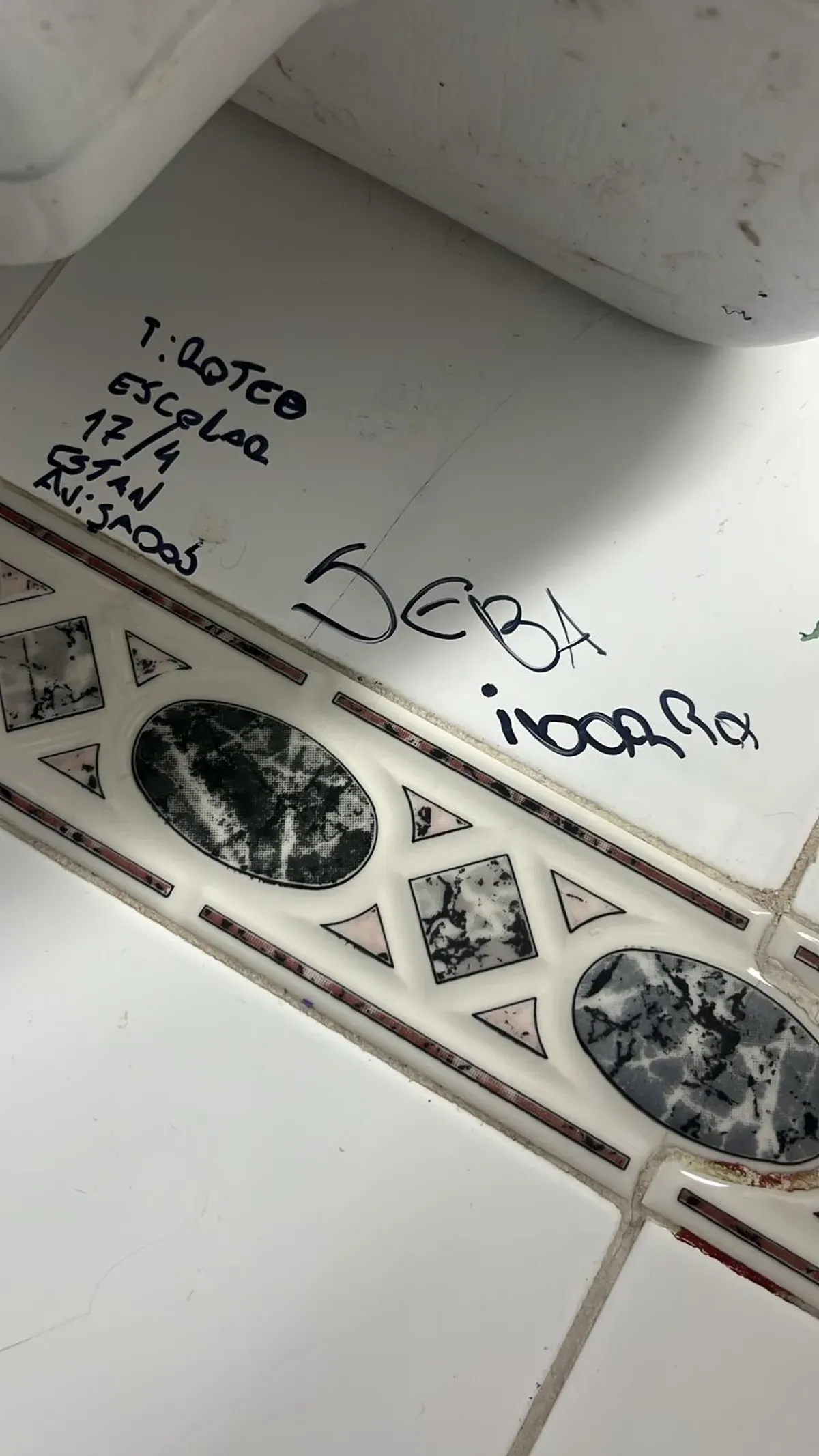 Las medidas incluyen intervenci&oacute;n inmediata, aviso a la Justicia y acciones para resguardar a la comunidad educativa.