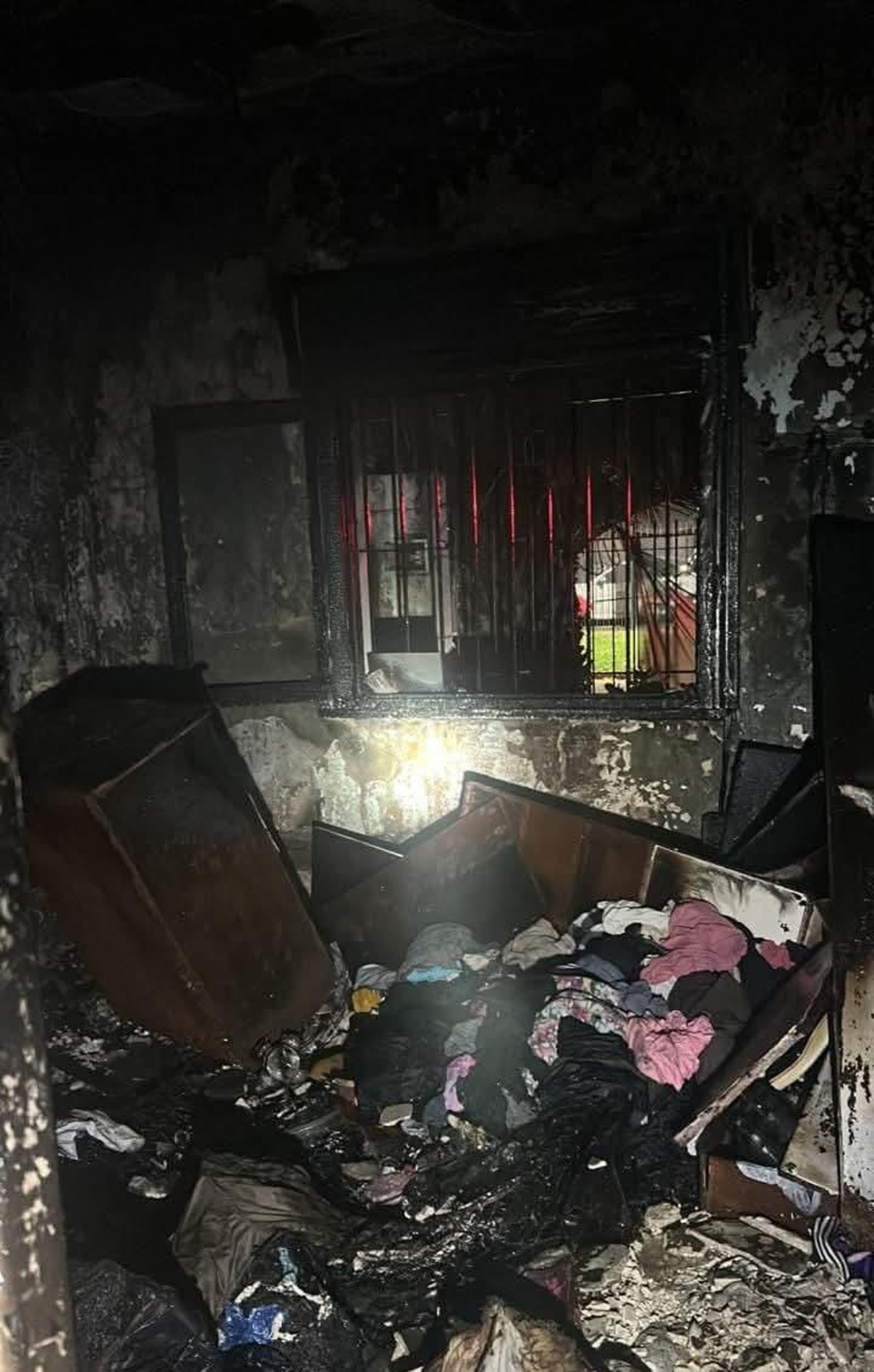De esta manera quedó el interior de una de las casas afectadas en Almirante Brown.