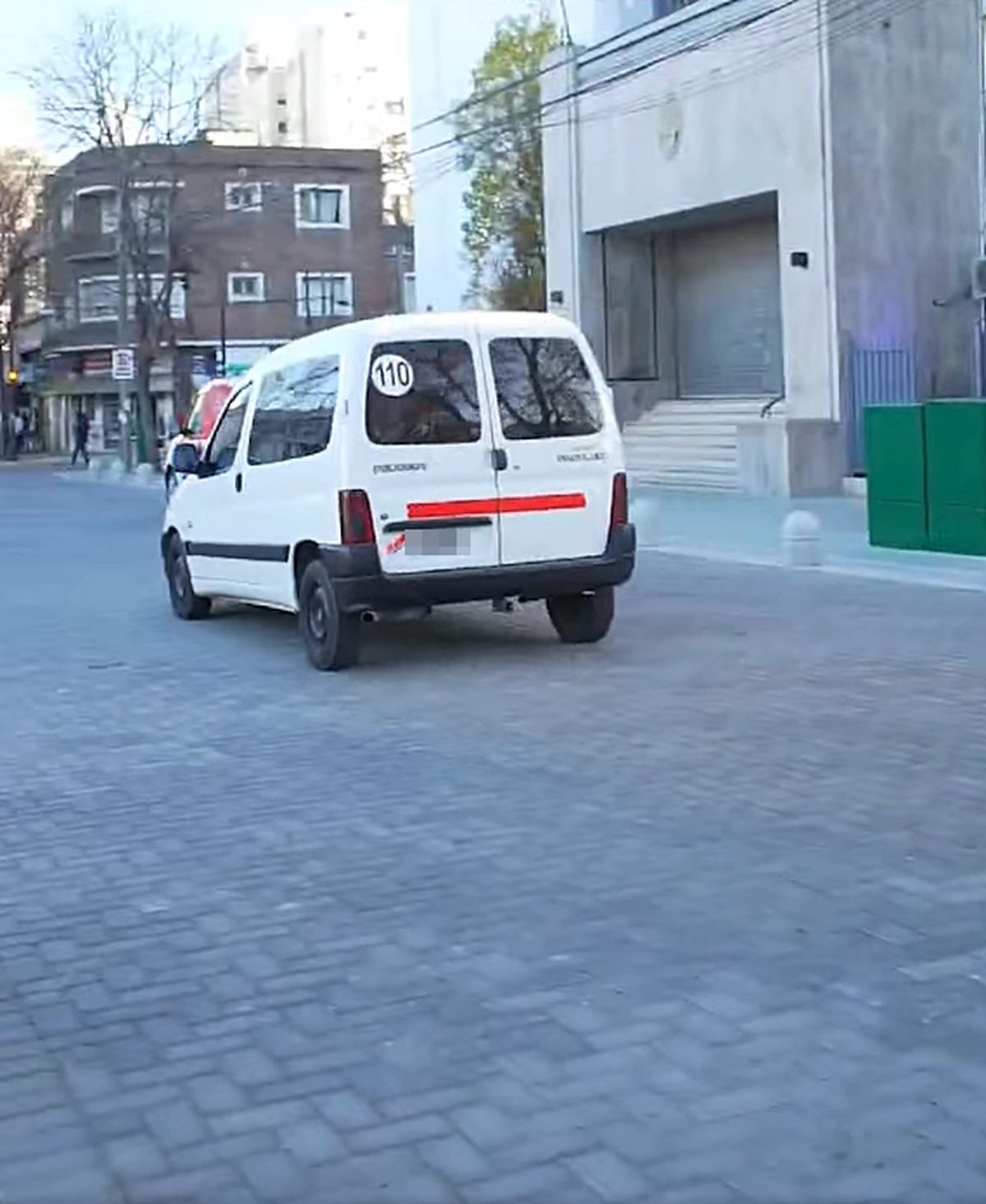 Ya se habilitó el tránsito sobre Manuel Castro, frente a la Municipalidad de Lomas de Zamora.