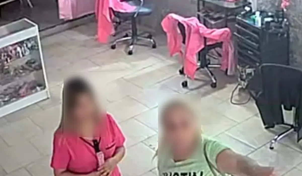 El comisario Leonardo Ponte Winsto fue liberado, aunque seguirá imputado por encubrimiento en la causa por la fuga de una de las acusadas del crimen en Lomas de Zamora.