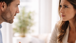 debajo del conflicto