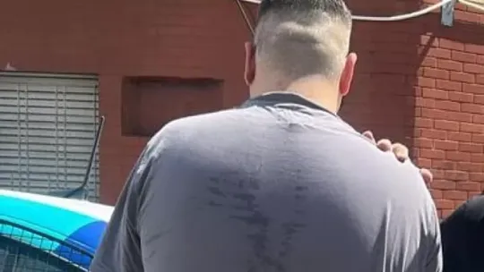 Detuvieron en Avellaneda a un hombre que estaba prófugo hace un año por un violento robo en Lanús