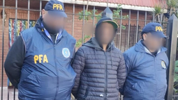 detuvieron en almirante brown a un hombre acusado de vender medicamentos y emitir recetas sin autorizacion