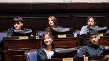 Almirante Brown: estudiantes participan de visitas educativas a la Legislatura y la República de los Niños
